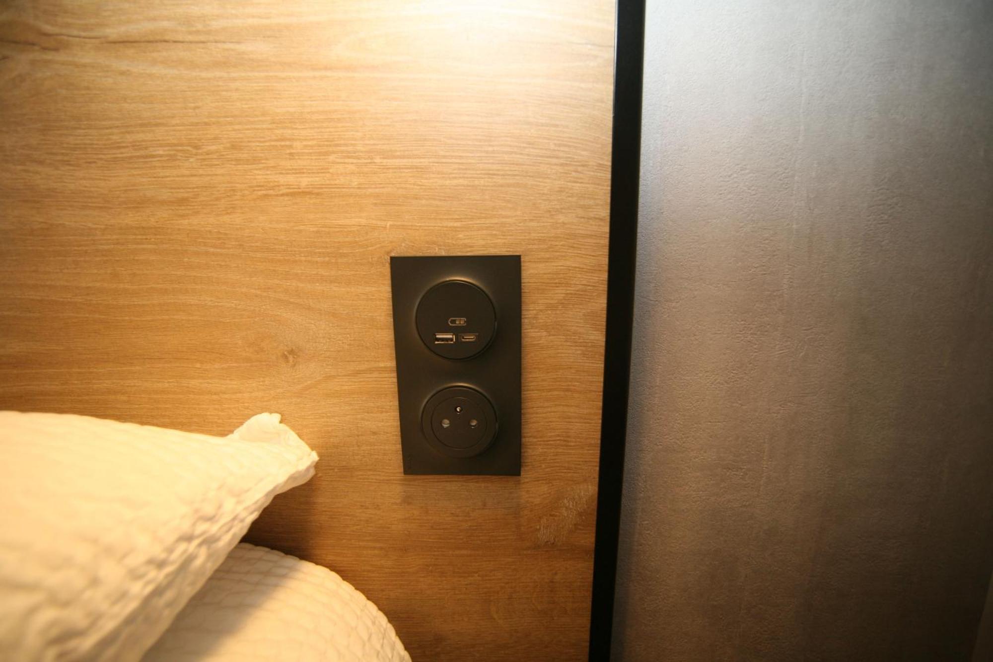 ibis Saint-Lô Hotel Ngoại thất bức ảnh